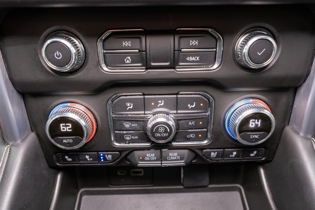 2022 GMC Yukon Image 22