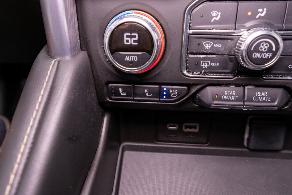 2022 GMC Yukon Image 23