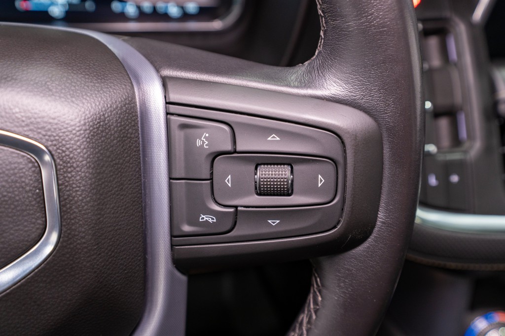 2022 GMC Yukon Image 27