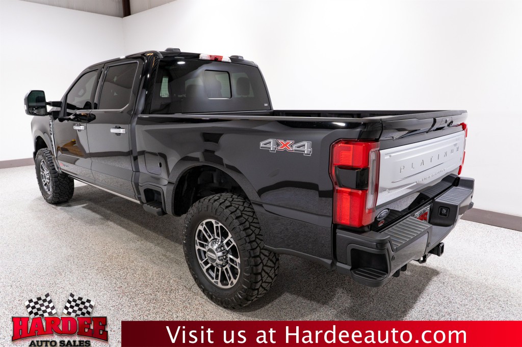 2026 Ford F-350 Image 3