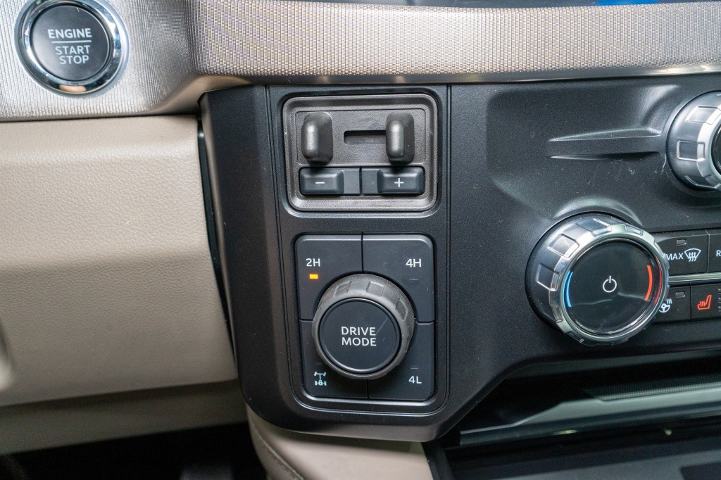 2026 Ford F-350 Image 32