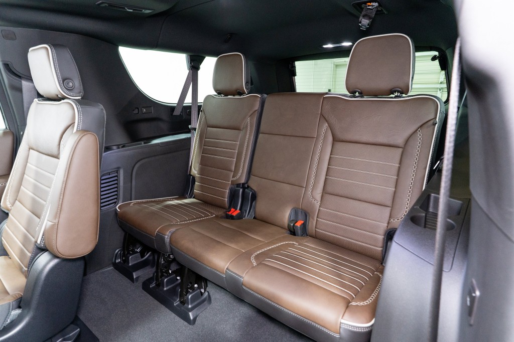 2026 GMC Yukon Image 38
