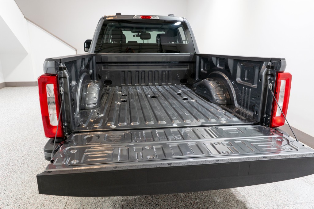 2026 Ford F-250 Image 11