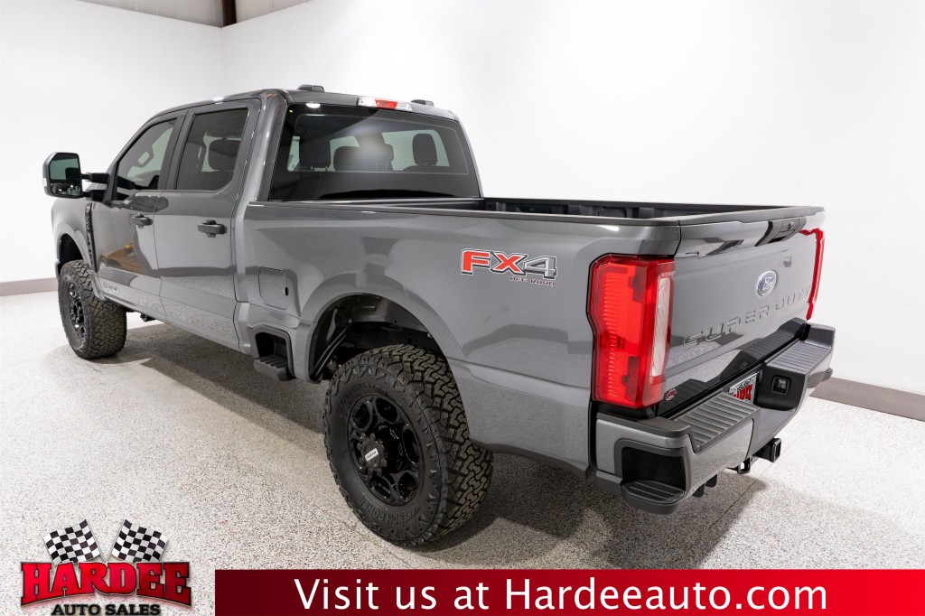2026 Ford F-250 Image 3