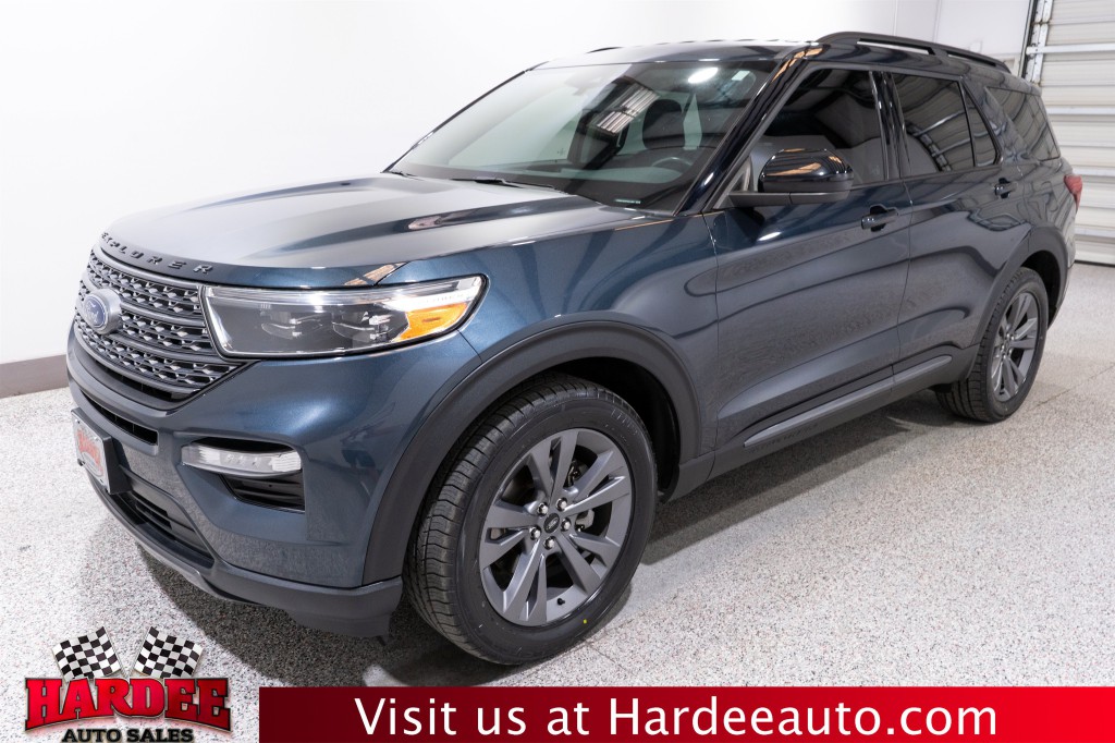 2023 Ford Explorer Image 2