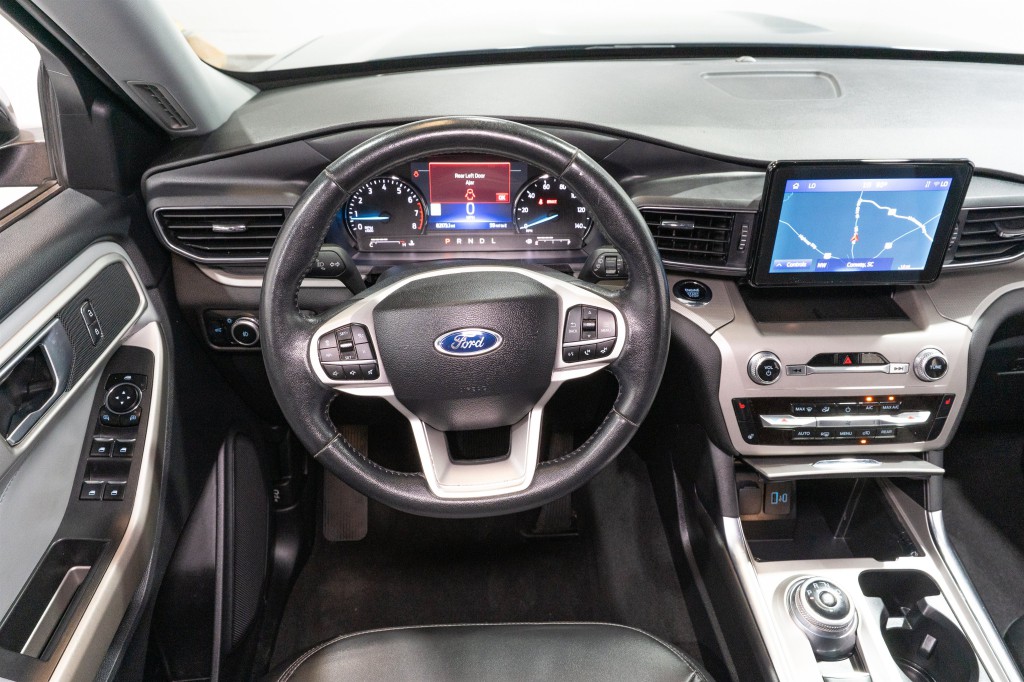 2023 Ford Explorer Image 11
