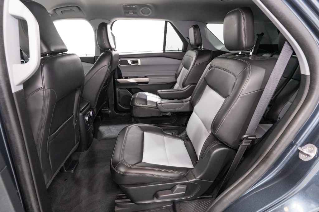 2023 Ford Explorer Image 31