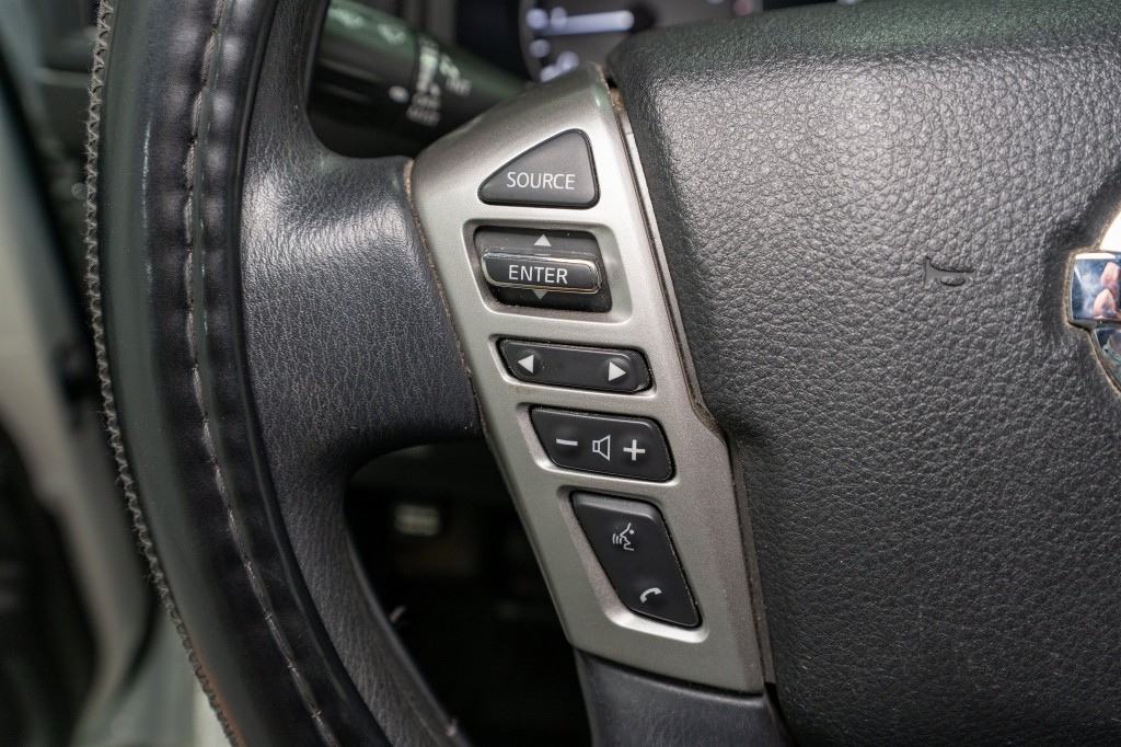 2022 Nissan Titan Image 25