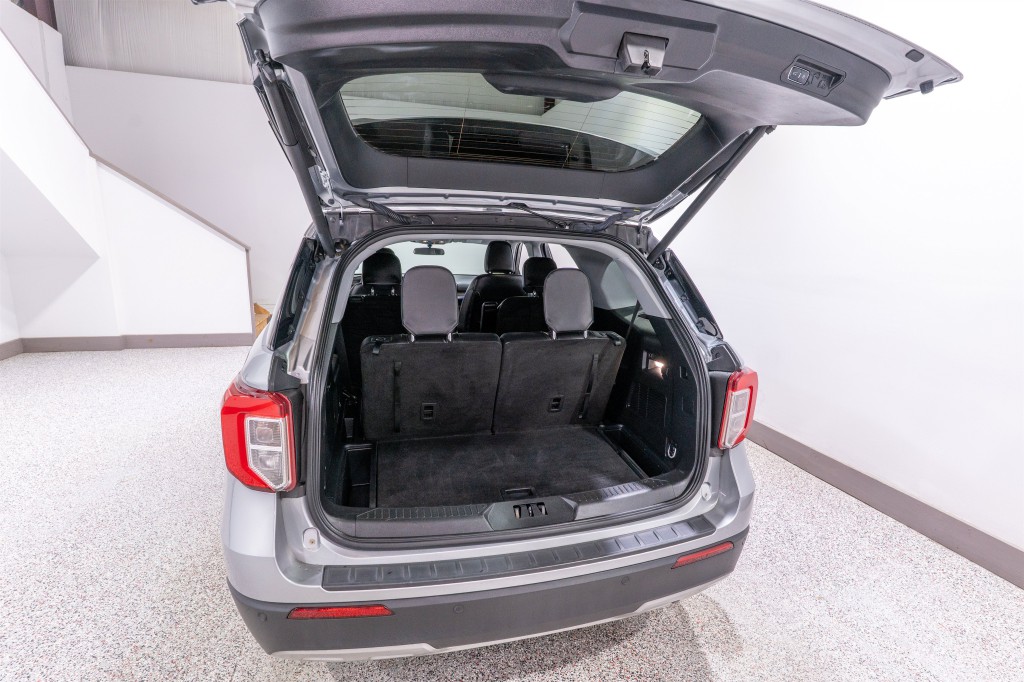 2023 Ford Explorer Image 30