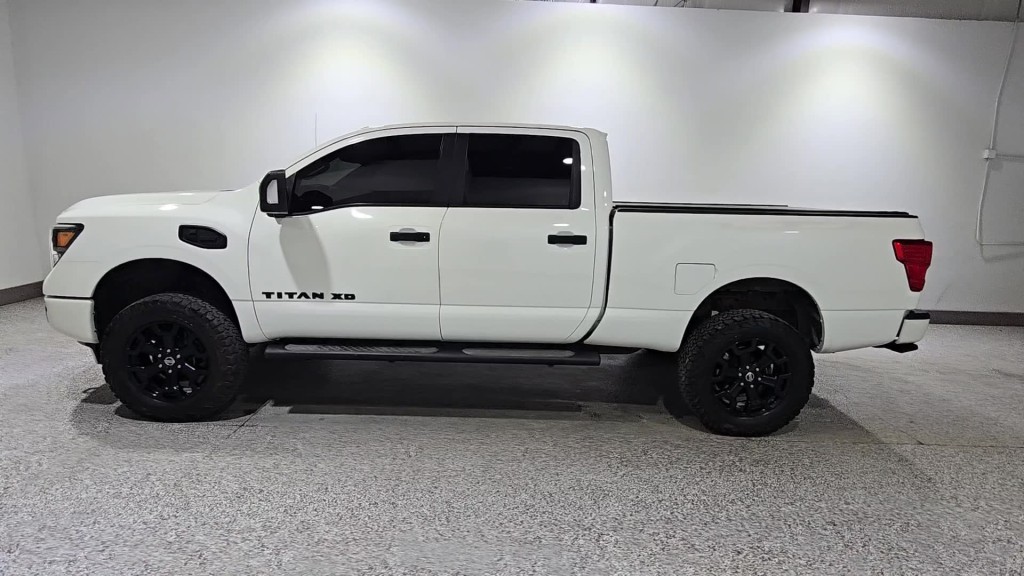 2019 Nissan Titan Image 5