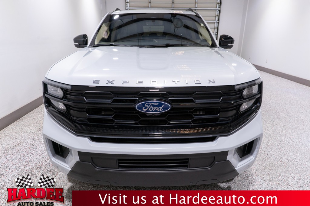 2025 Ford Expedition Image 7