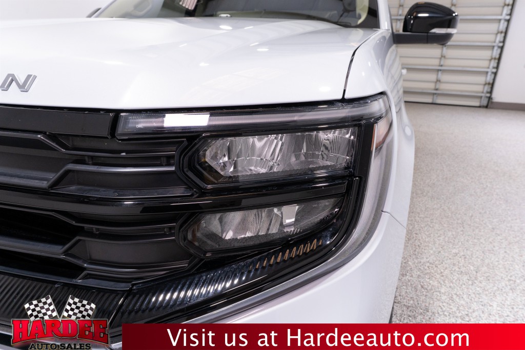 2025 Ford Expedition Image 8