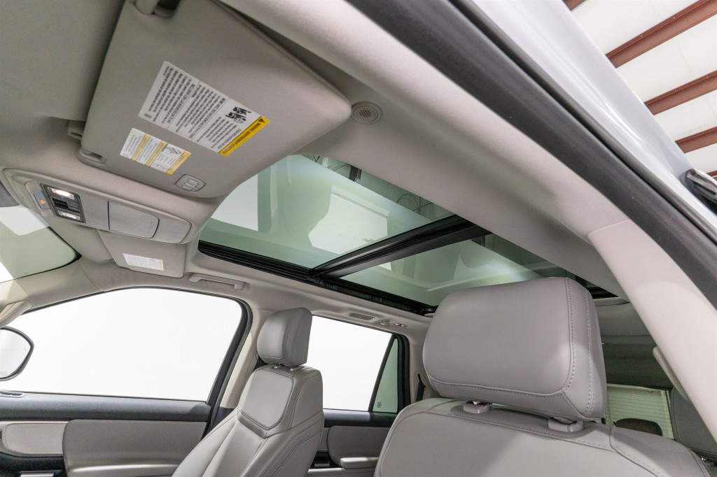 2025 Ford Expedition Image 16