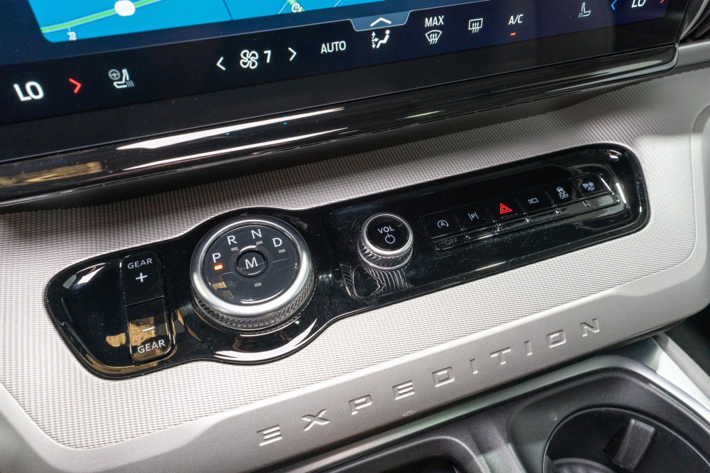 2025 Ford Expedition Image 22