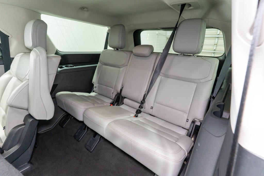 2025 Ford Expedition Image 32