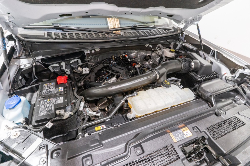 2025 Ford Expedition Image 34