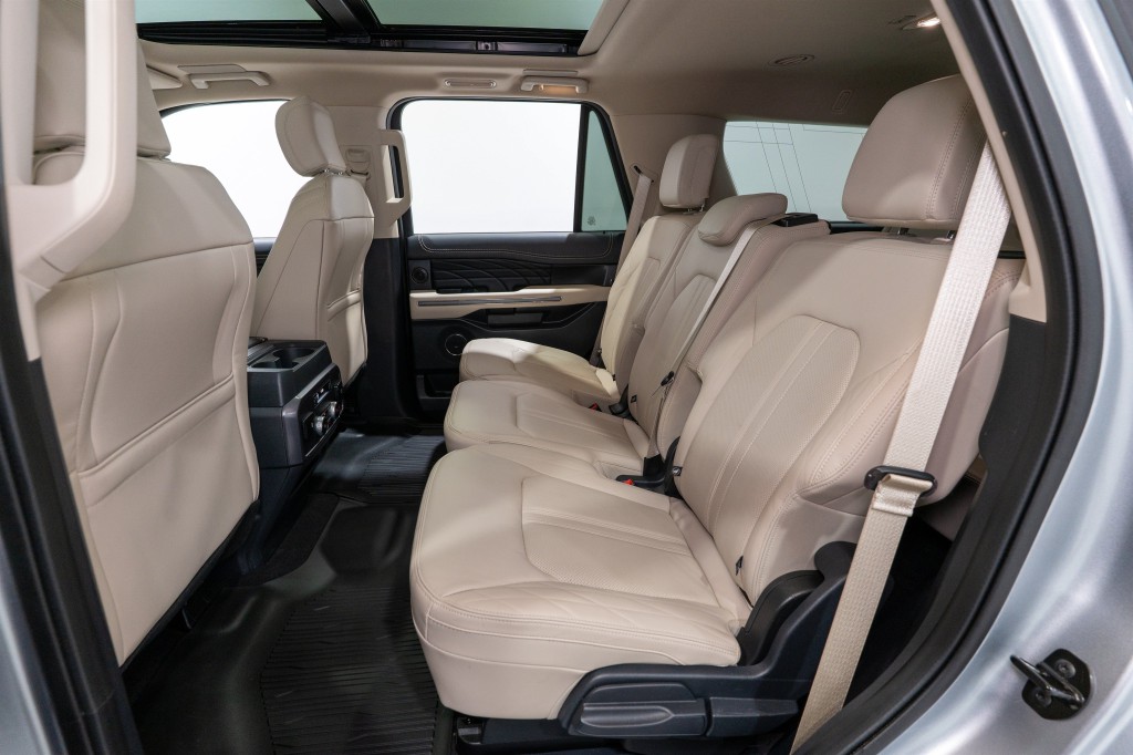 2024 Ford Expedition Image 35