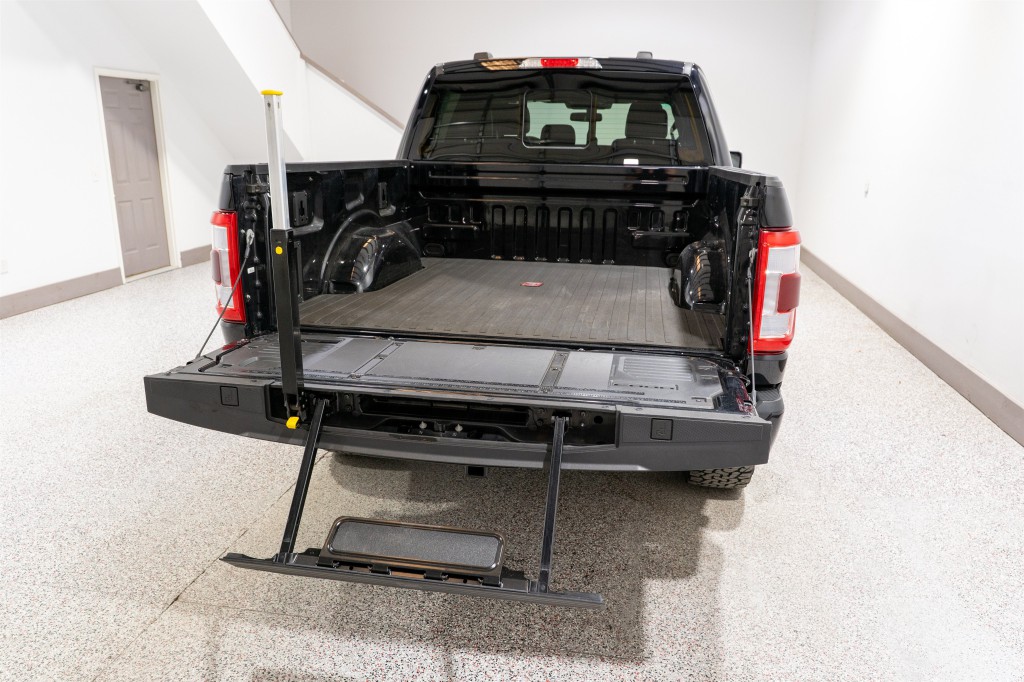 2023 Ford F-150 Image 11