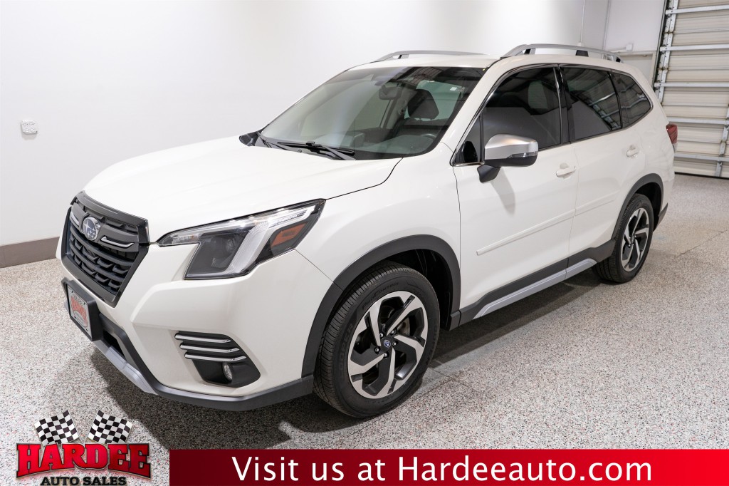 2023 Subaru Forester Image 2