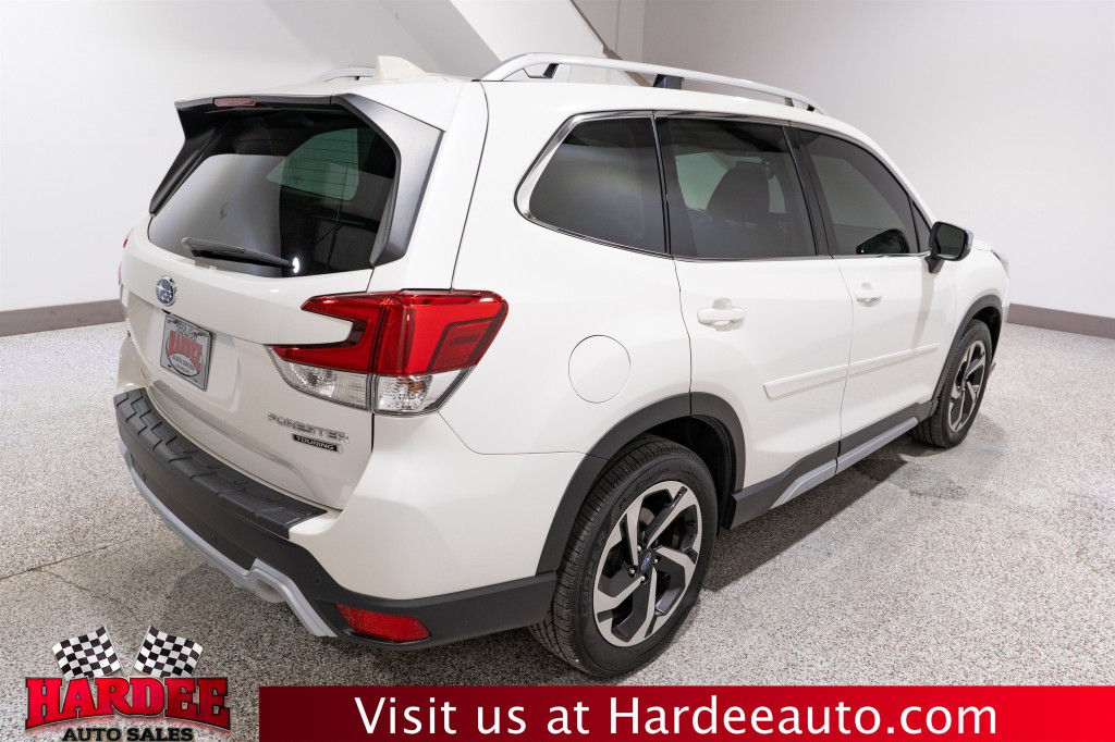 2023 Subaru Forester Image 5