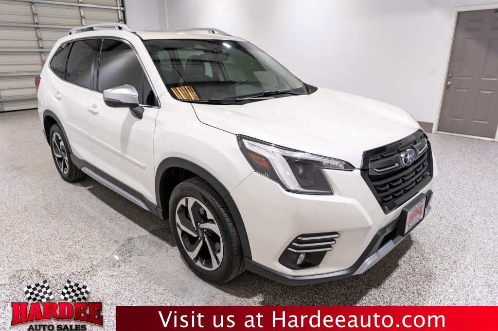 2023 Subaru Forester Image 6