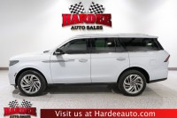 Image for 2025 Lincoln Navigator Reserve ID: 7636378
