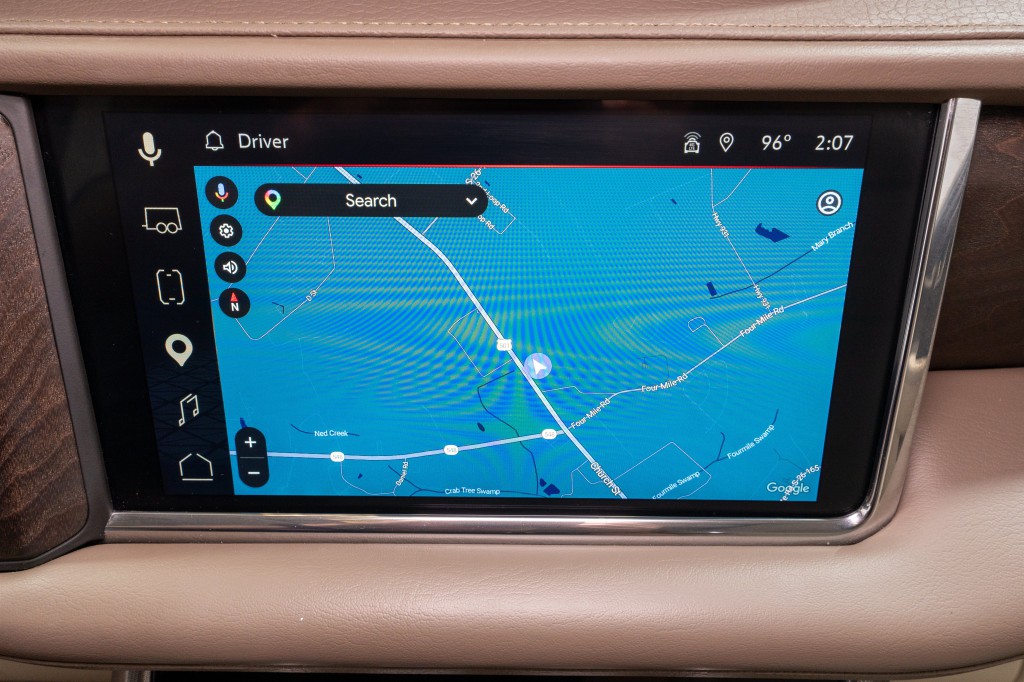 2023 GMC Yukon Image 18