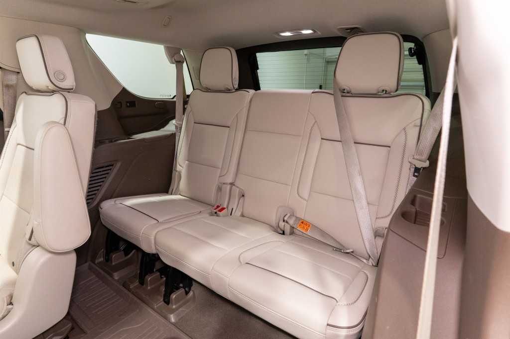 2023 GMC Yukon Image 35