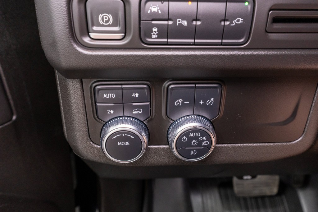 2021 GMC Yukon Image 34