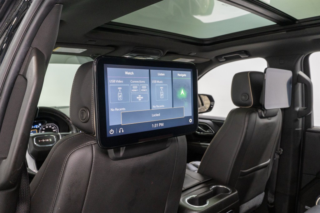 2021 GMC Yukon Image 36