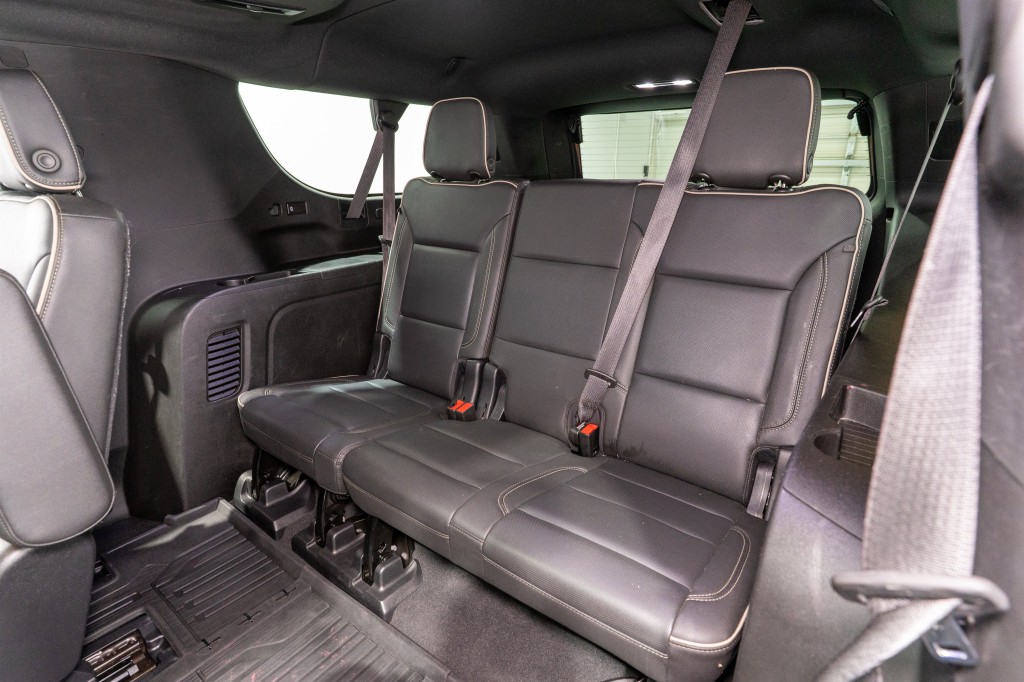 2021 GMC Yukon Image 37