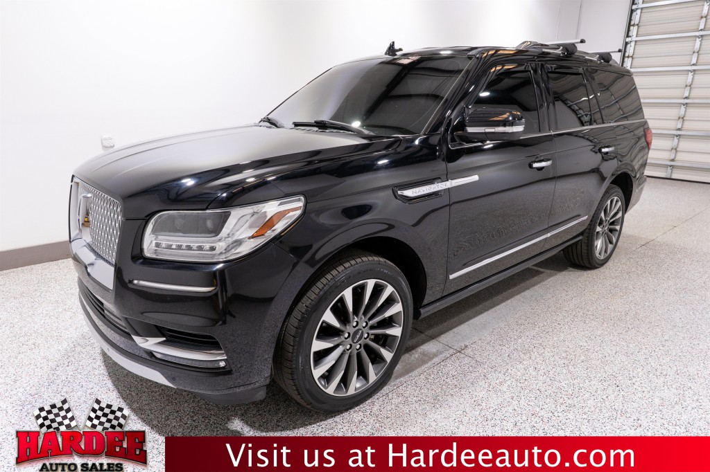 2018 Lincoln Navigator Image 2