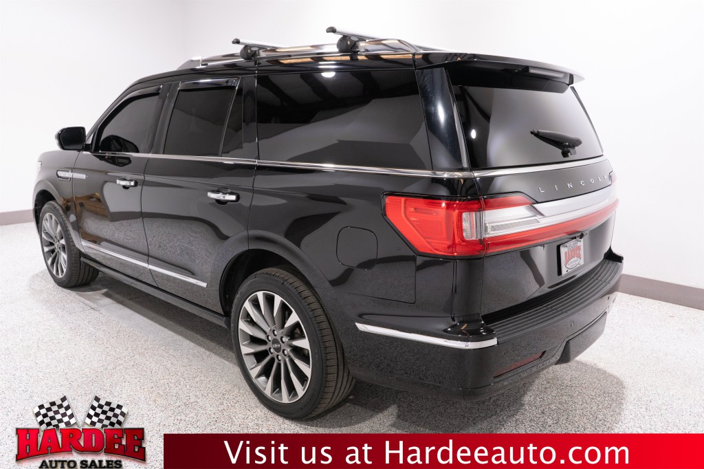 2018 Lincoln Navigator Image 3