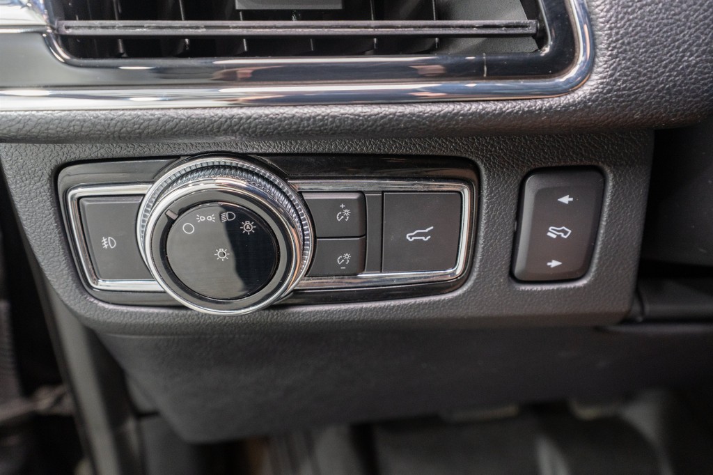 2018 Lincoln Navigator Image 32