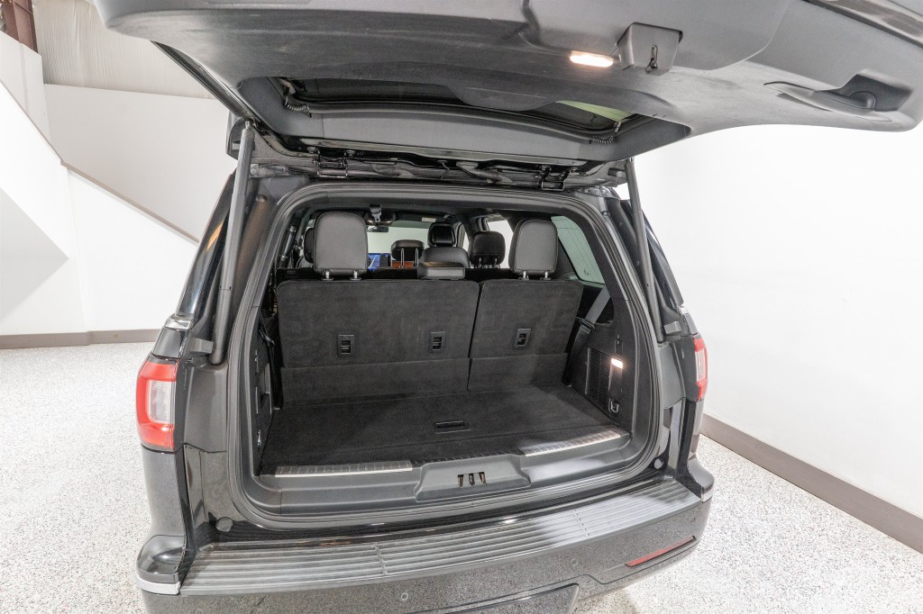 2018 Lincoln Navigator Image 35