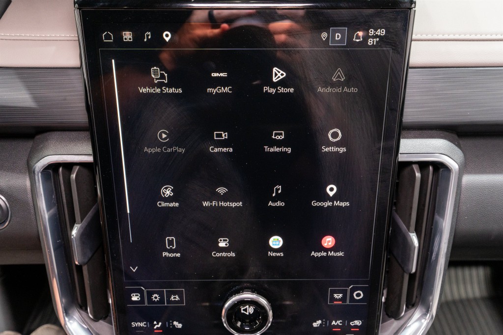 2026 GMC Acadia Image 19