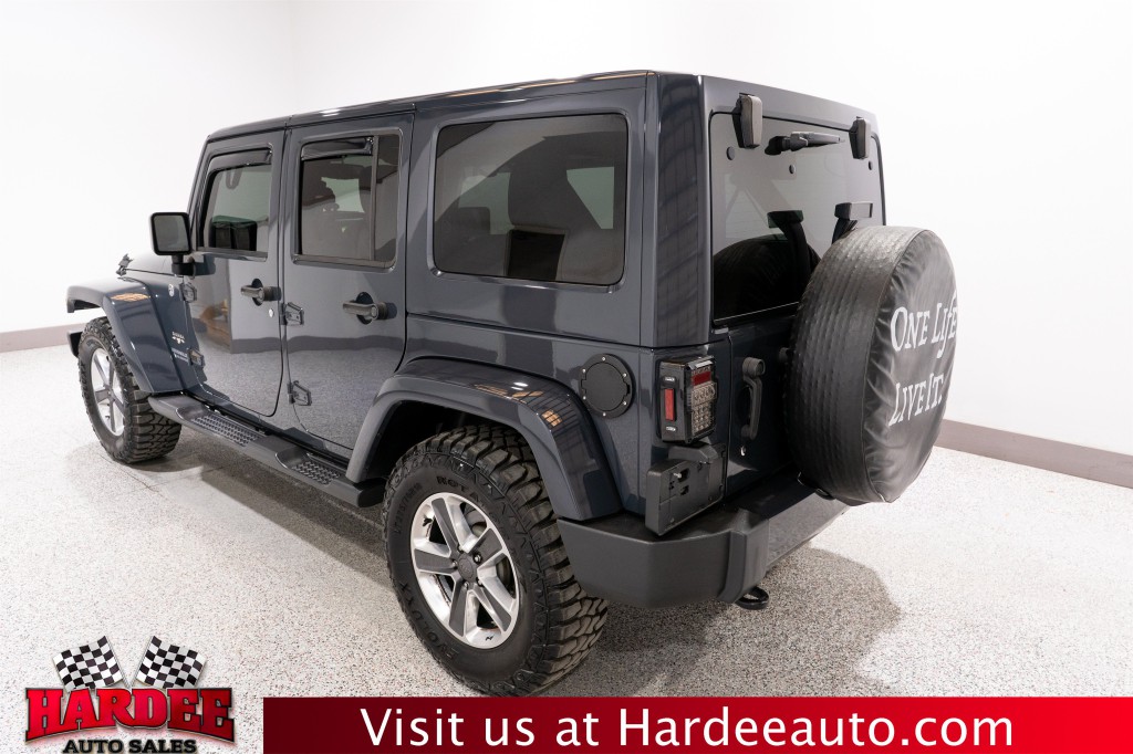 2017 Jeep Wrangler Unlimited Image 3