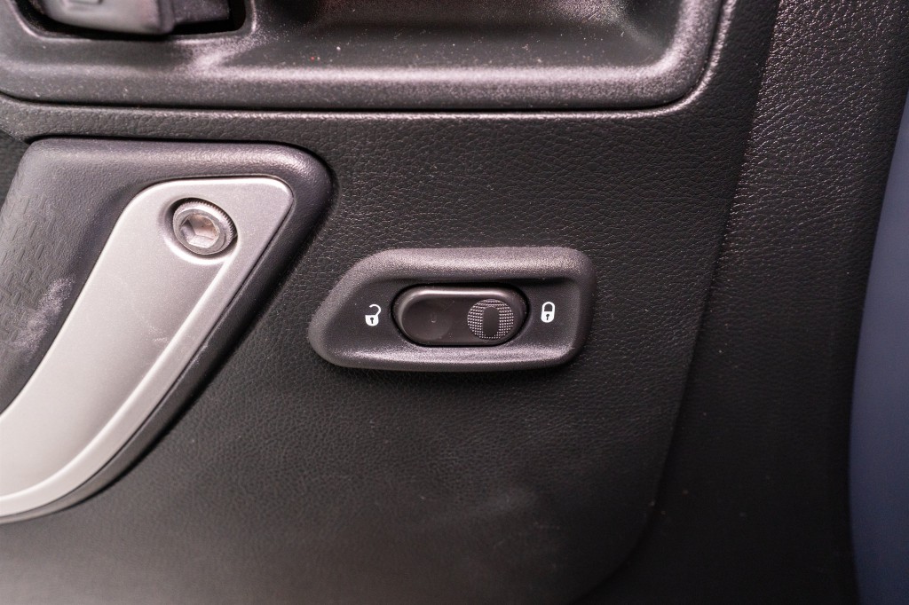 2017 Jeep Wrangler Unlimited Image 13