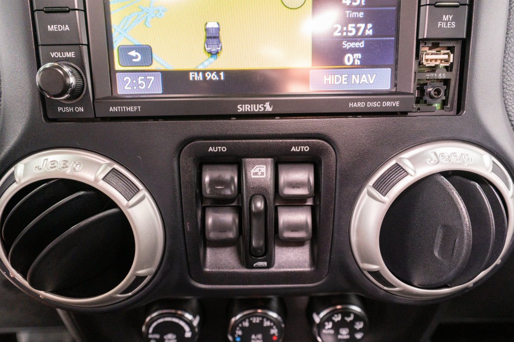 2017 Jeep Wrangler Unlimited Image 18