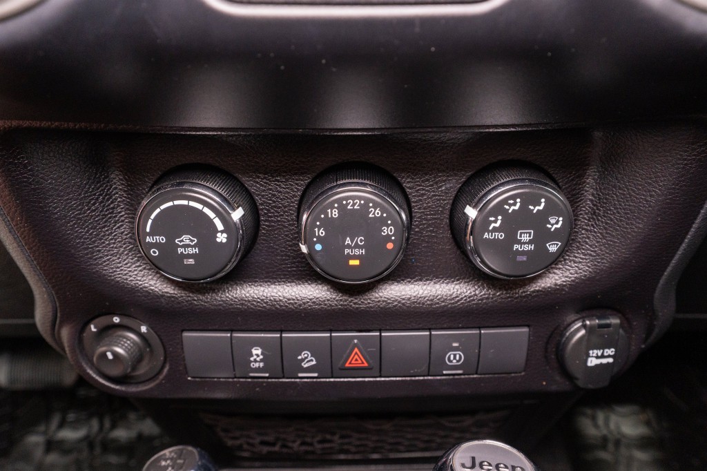 2017 Jeep Wrangler Unlimited Image 19