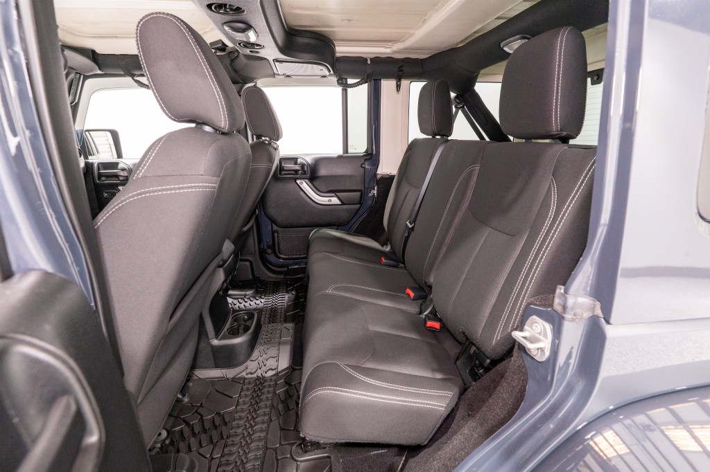 2017 Jeep Wrangler Unlimited Image 28