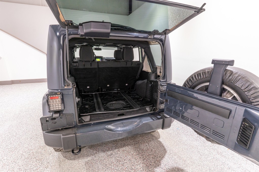 2017 Jeep Wrangler Unlimited Image 29