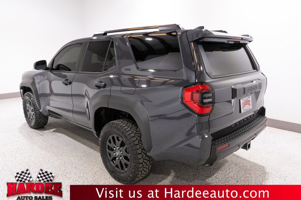 2025 Toyota 4Runner Image 3