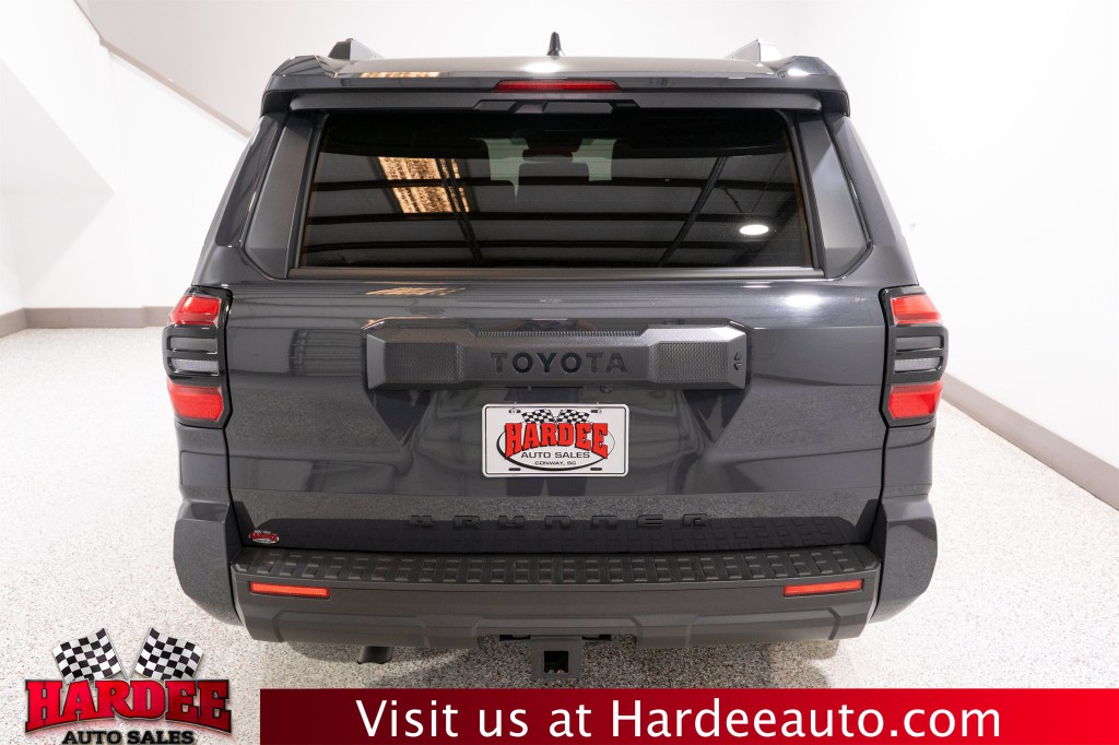 2025 Toyota 4Runner Image 4