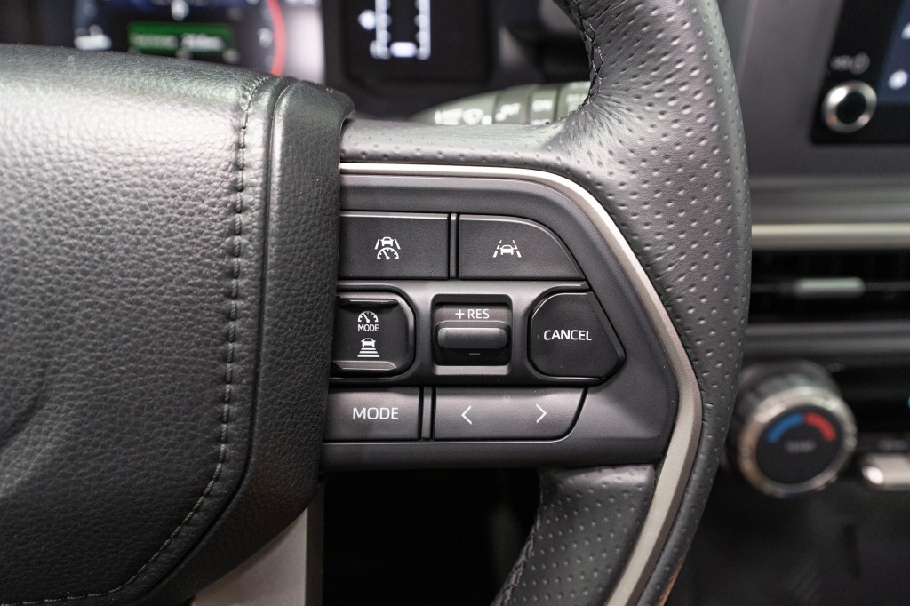 2025 Toyota 4Runner Image 24
