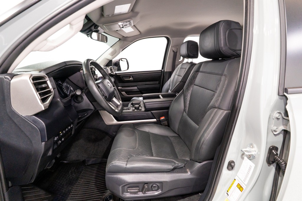 2024 Toyota Tundra Image 16