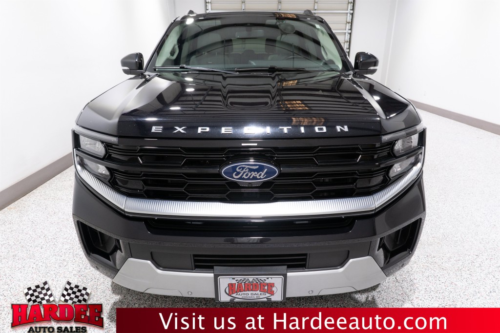 2025 Ford Expedition Image 7