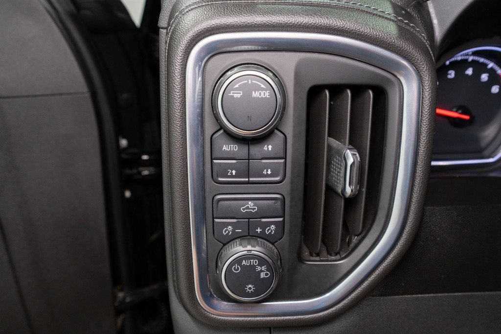 2020 Chevrolet Silverado 1500 Image 30