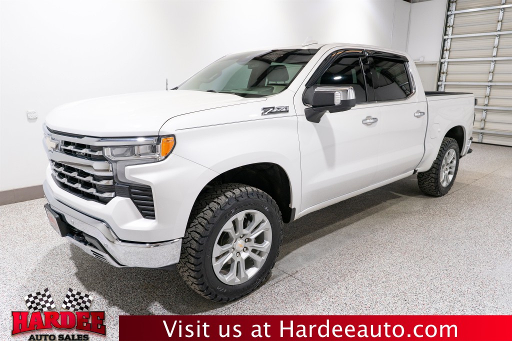 2025 Chevrolet Silverado 1500 Image 2