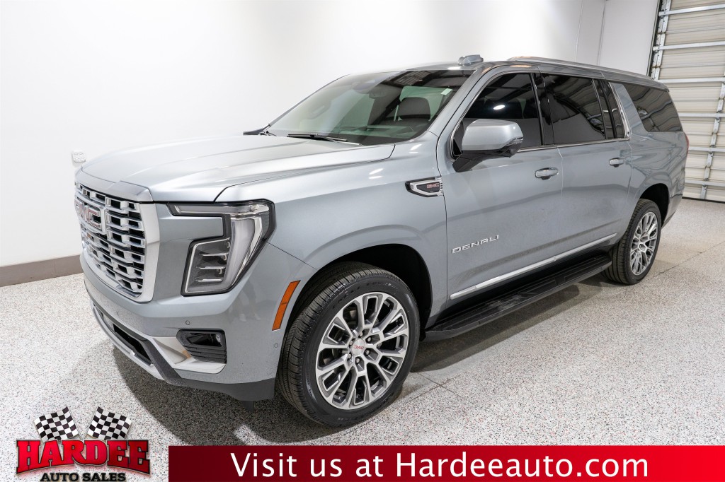 2025 GMC Yukon Image 2